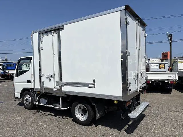 三菱 キャンター 2PG-FBAV0の写真4