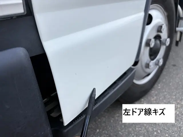 三菱 キャンター 2PG-FBAV0の写真46