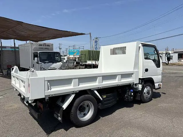 いすゞ エルフ 2PG-NKS88AD(4WD)の写真3