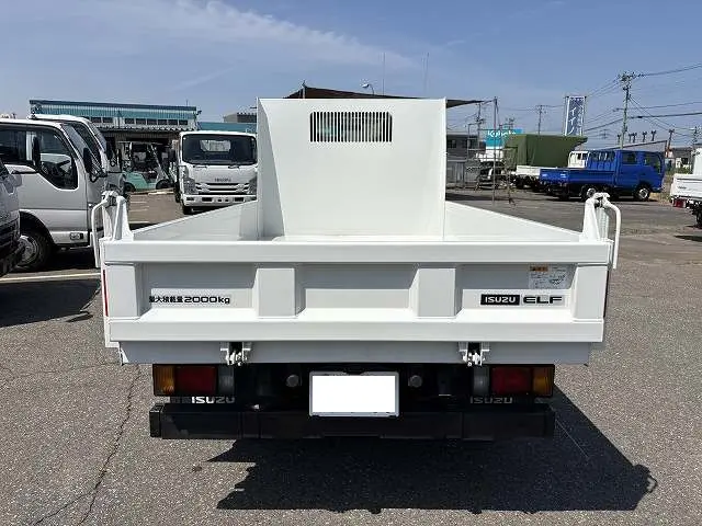 いすゞ エルフ 2PG-NKS88AD(4WD)の写真5