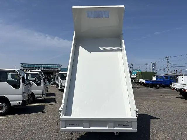 いすゞ エルフ 2PG-NKS88AD(4WD)の写真6