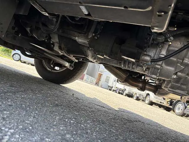 いすゞ エルフ 2PG-NKS88AD(4WD)の写真24