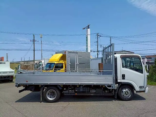 いすゞ エルフ TPG-NPR85ARの写真6
