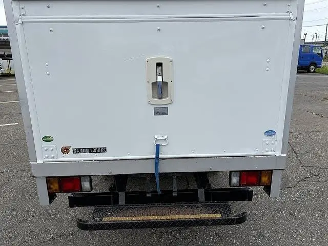 いすゞ エルフ TRG-NHS85AN(4WD)の写真8