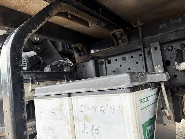 いすゞ エルフ TRG-NHS85AN(4WD)の写真17