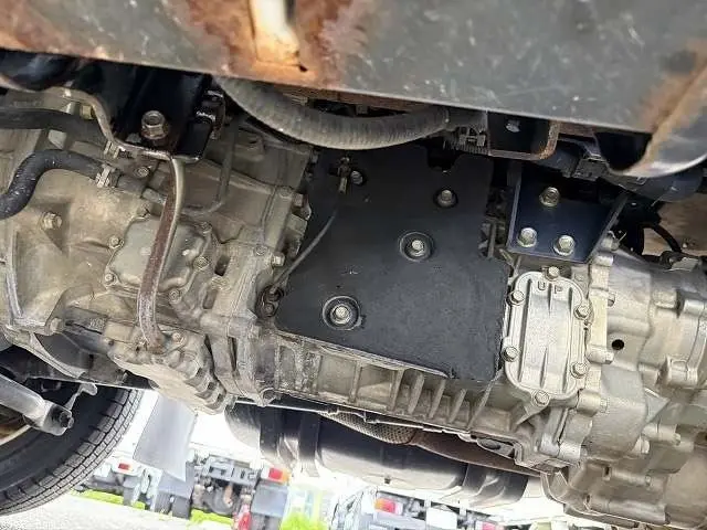 いすゞ エルフ TRG-NHS85AN(4WD)の写真27