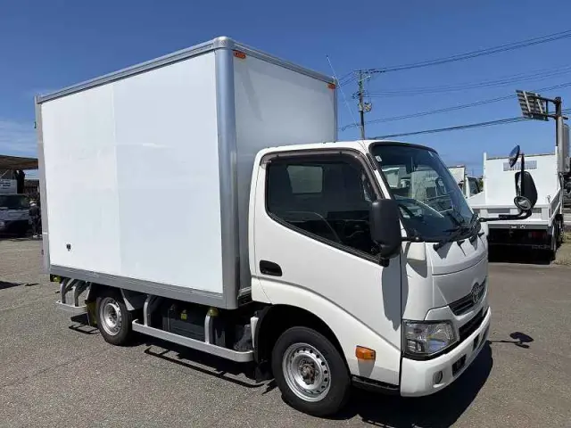 トヨタ ダイナ LDF-KDY281(4WD)の写真2