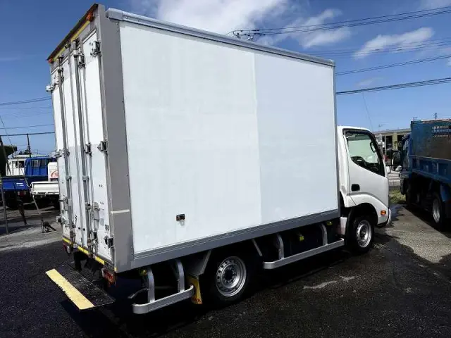 トヨタ ダイナ LDF-KDY281(4WD)の写真3