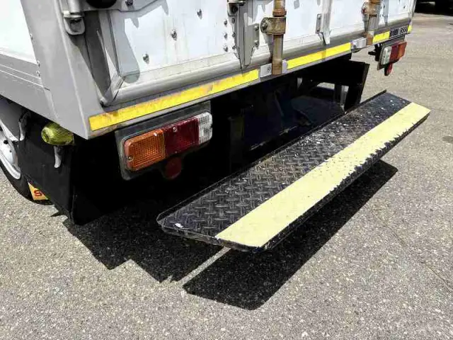 トヨタ ダイナ LDF-KDY281(4WD)の写真8