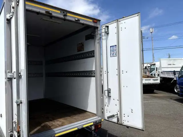 トヨタ ダイナ LDF-KDY281(4WD)の写真12