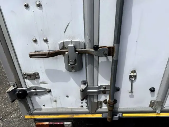 トヨタ ダイナ LDF-KDY281(4WD)の写真15