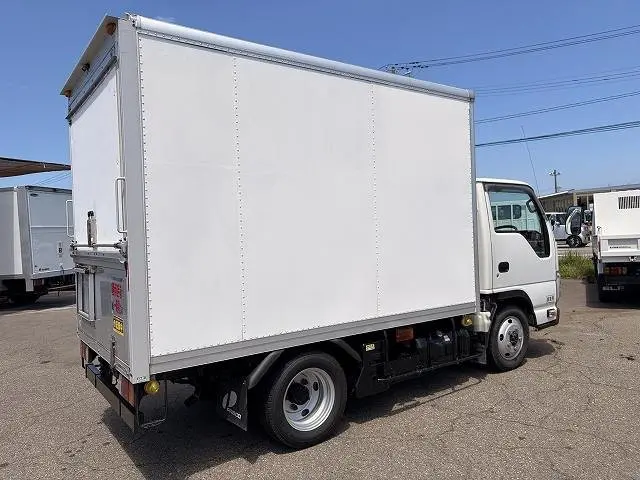 いすゞ エルフ TPG-NHS85AN(4WD)の写真3