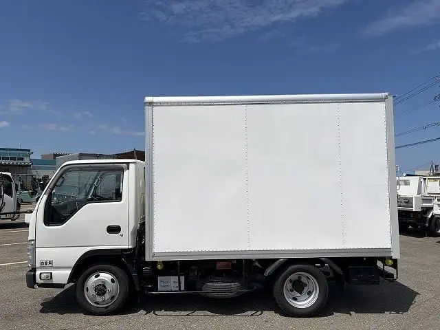 いすゞ エルフ TPG-NHS85AN(4WD)の写真5