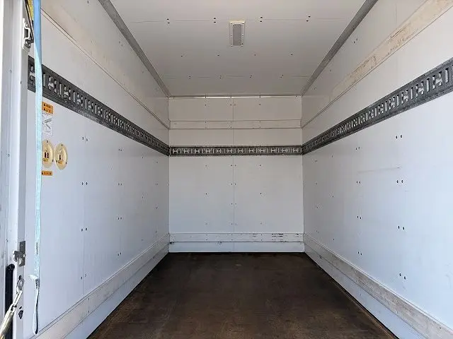 いすゞ エルフ TPG-NHS85AN(4WD)の写真10