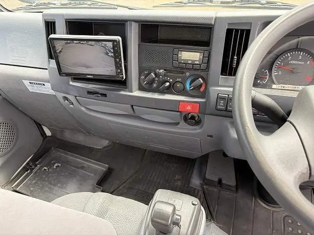いすゞ エルフ TPG-NHS85AN(4WD)の写真47