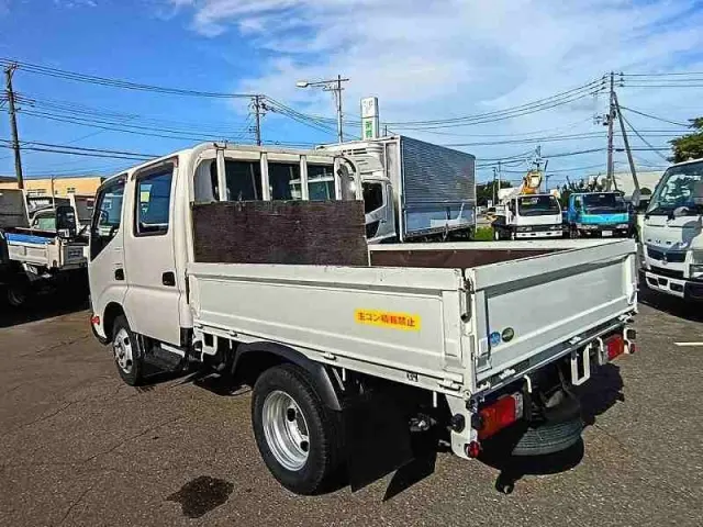 日野 デュトロ TPG-XZU605Mの写真4