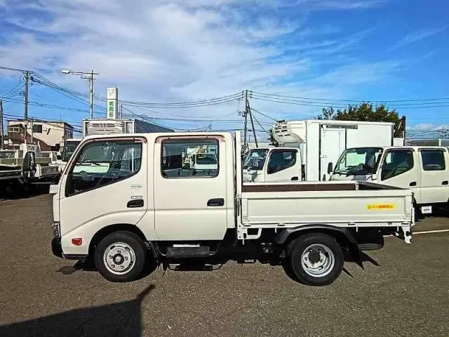 日野 デュトロ TPG-XZU605Mの写真5