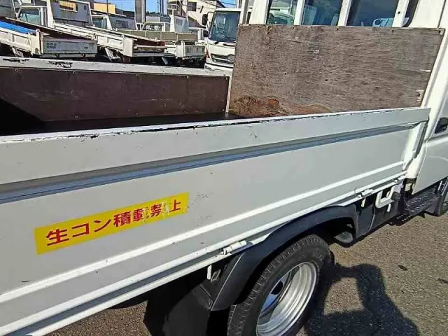 日野 デュトロ TPG-XZU605Mの写真8