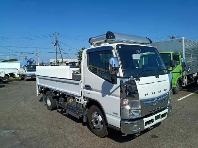 三菱 キャンター 2RG-FGA20(4WD)の写真2