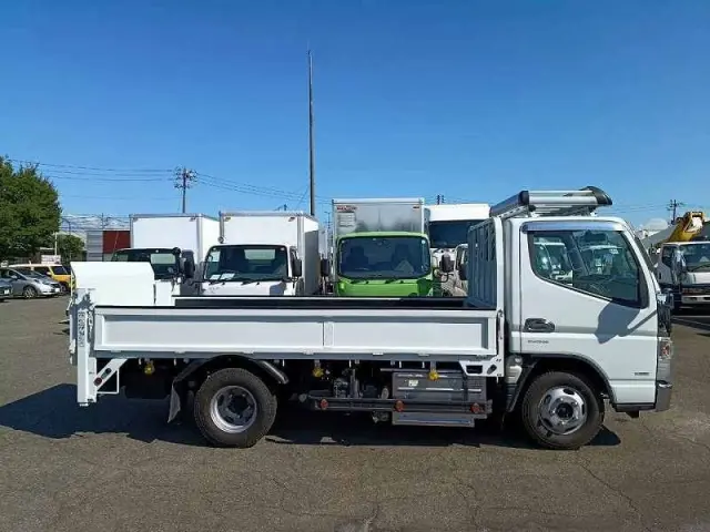 三菱 キャンター 2RG-FGA20(4WD)の写真6
