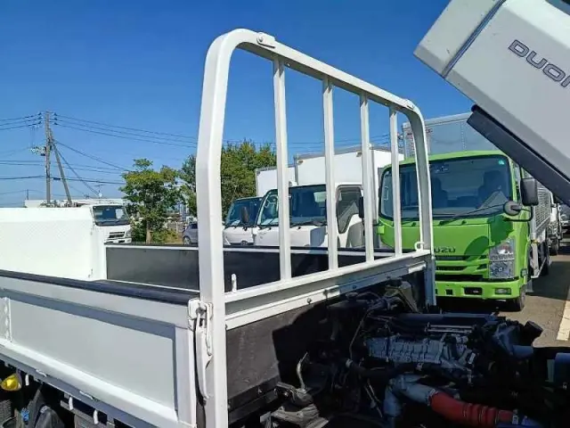 三菱 キャンター 2RG-FGA20(4WD)の写真36