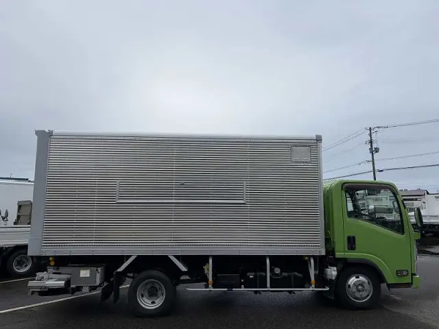 いすゞ エルフ TRG-NMR85ANの写真6