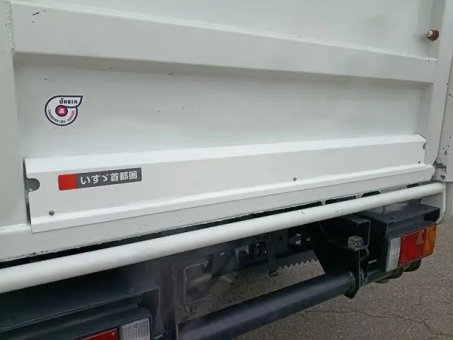 いすゞ エルフ 2RG-NJS88A(4WD)の写真6