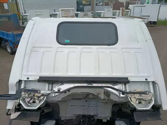 いすゞ エルフ 2RG-NJS88A(4WD)の写真32