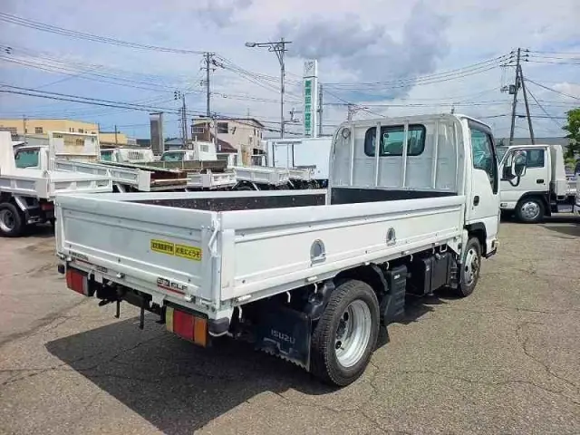いすゞ エルフ TKG-NJS85A(4WD)の写真3