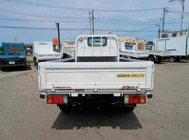 いすゞ エルフ TKG-NJS85A(4WD)の写真9