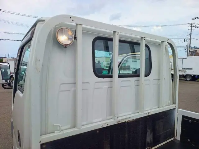 いすゞ エルフ TKG-NJS85A(4WD)の写真16