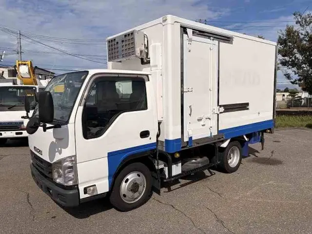 いすゞ エルフ TKG-NKS85AN(4WD)の写真1