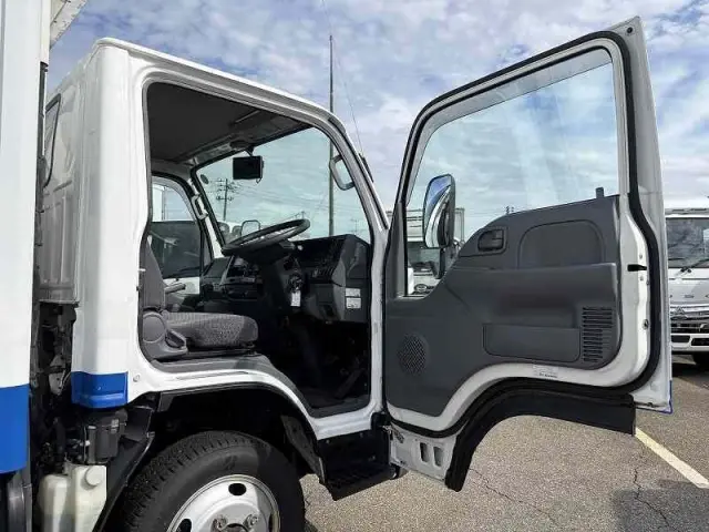 いすゞ エルフ TKG-NKS85AN(4WD)の写真50