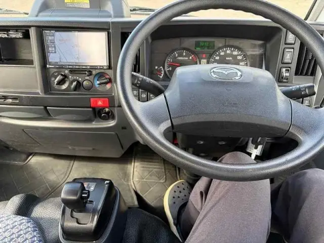 マツダ タイタン 2RG-LKS88A(4WD)の写真45