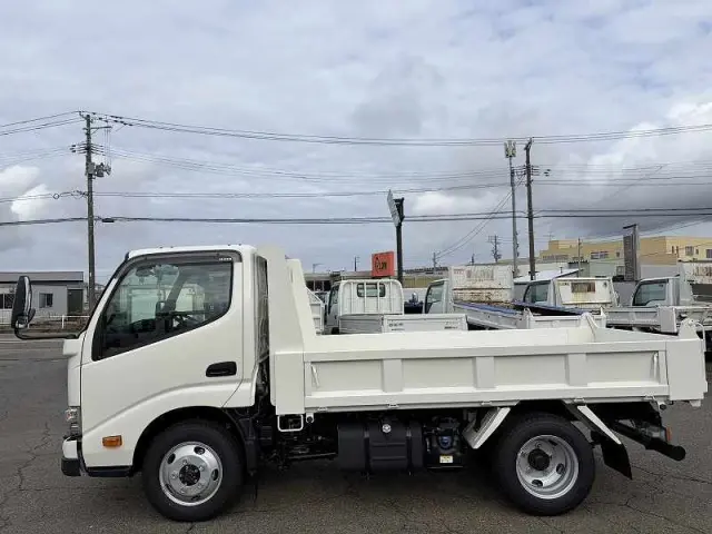 日野 デュトロ 2WG-XZU676P(4WD)の写真9