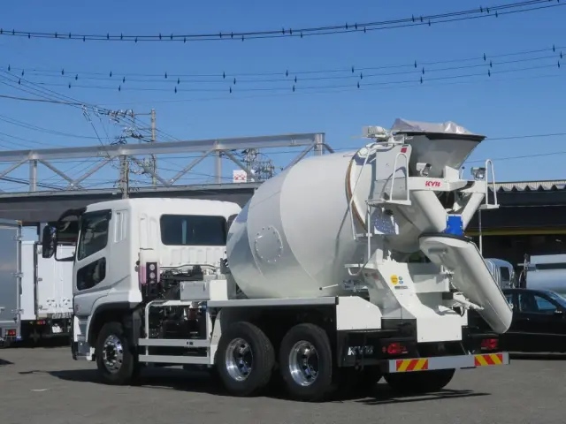 三菱 スーパーグレート 2KG-FV80GXの写真4