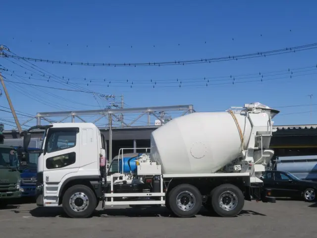 三菱 スーパーグレート 2KG-FV80GXの写真5