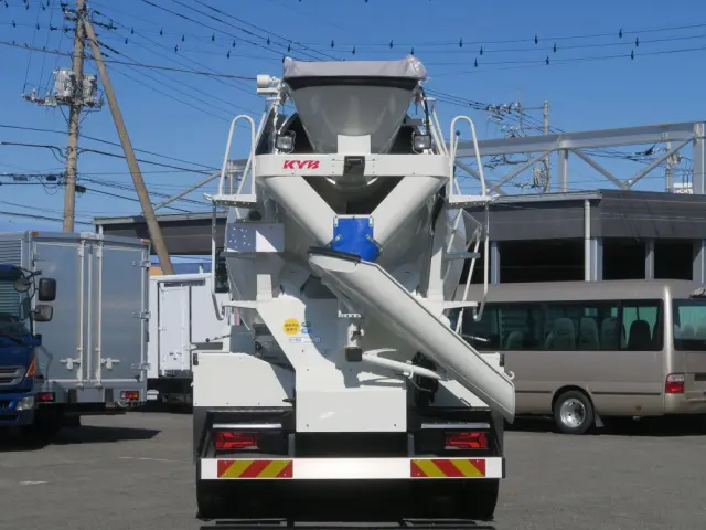 三菱 スーパーグレート 2KG-FV80GXの写真9