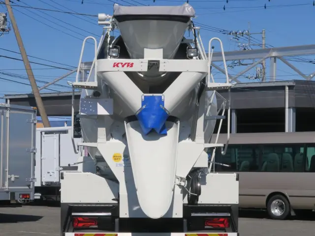 三菱 スーパーグレート 2KG-FV80GXの写真10