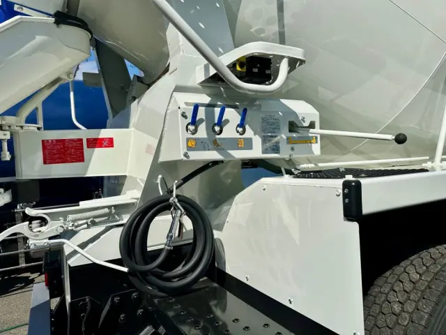 三菱 スーパーグレート 2KG-FV80GXの写真15