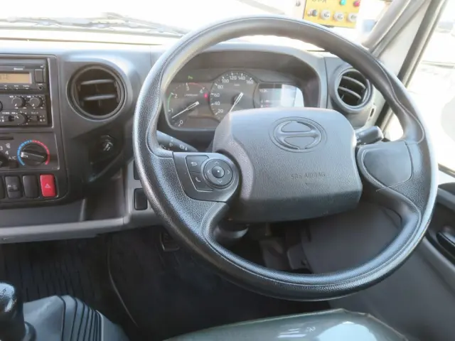 日野 デュトロ 2KG-XZU700Xの写真35