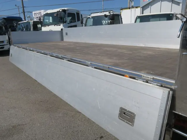 いすゞ フォワード 2RG-FRR90T2の写真7