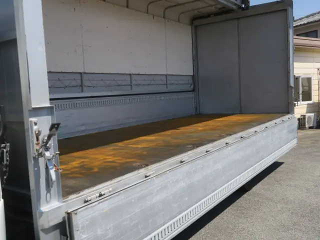 三菱 ファイター 2KG-FK61Fの写真4