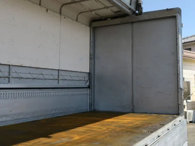 三菱 ファイター 2KG-FK61Fの写真7