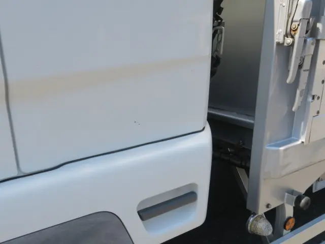 三菱 ファイター 2KG-FK61Fの写真27