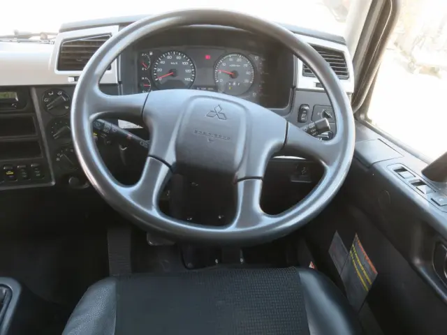 三菱 ファイター 2KG-FK61Fの写真30