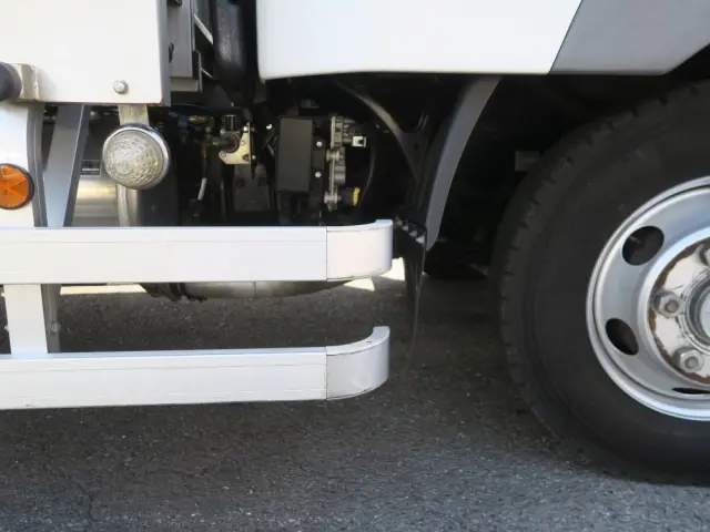 三菱 ファイター 2KG-FK61Fの写真40