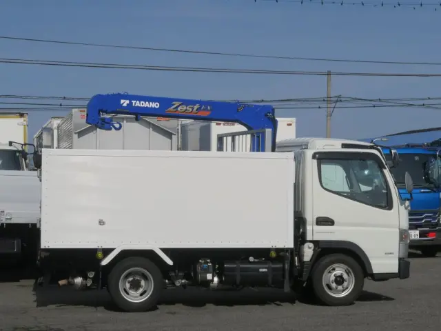三菱 キャンター 2TG-FBA00の写真6