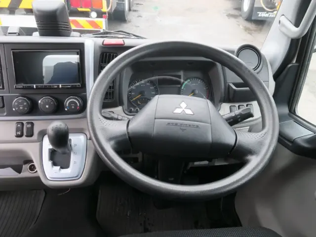 三菱 キャンター 2TG-FBA00の写真25