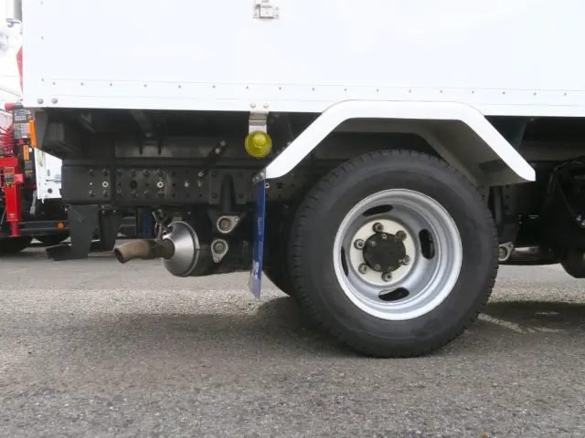 三菱 キャンター 2TG-FBA00の写真40